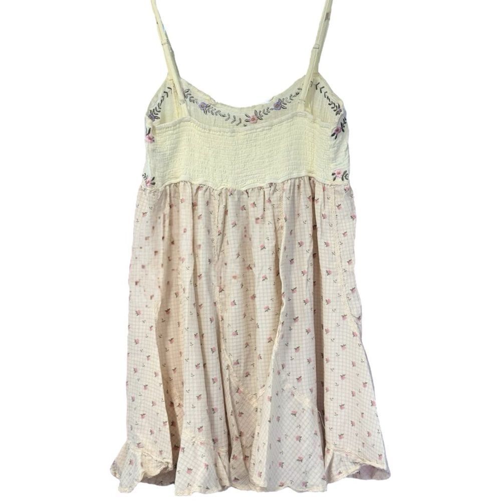 POL Mini Dress Ivory Floral Ruffle Hem Cami Beach Sundress NEW - Picture 16 of 17
